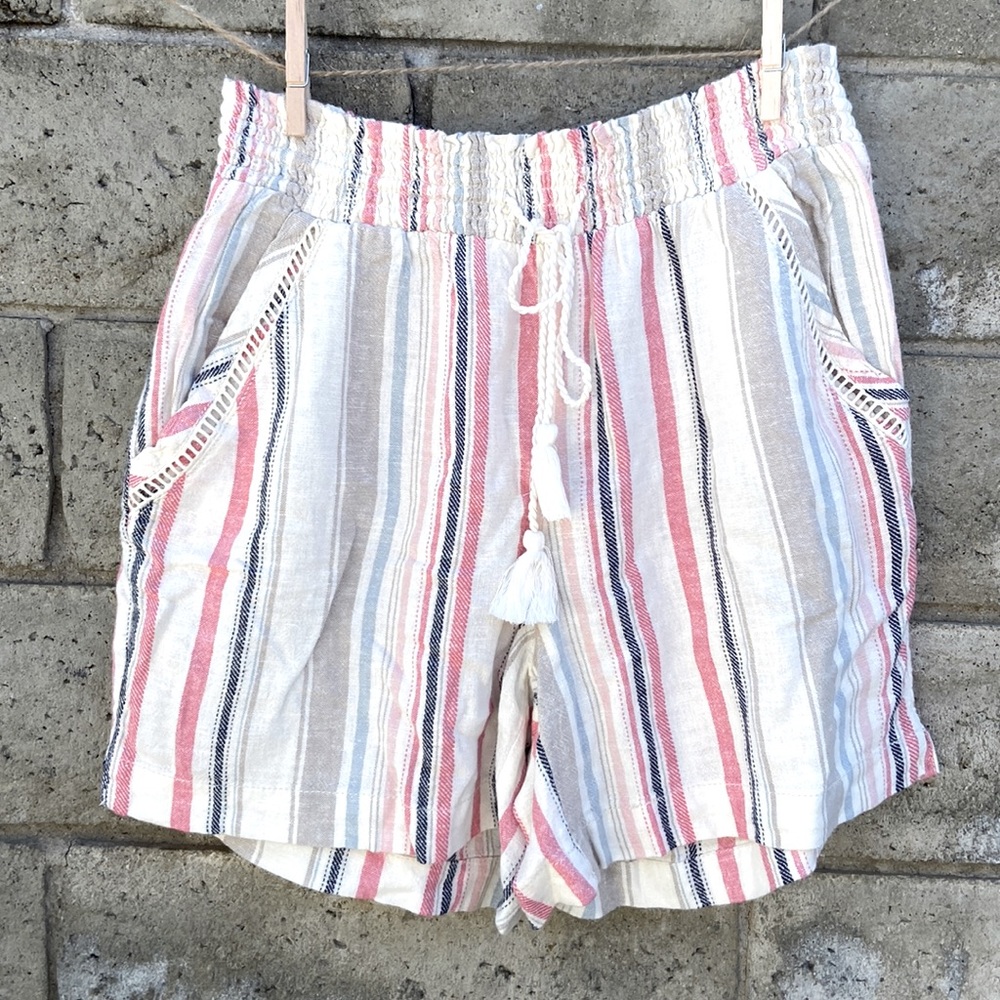 Briggs, Size M, multicolored linen/ rayon shorts